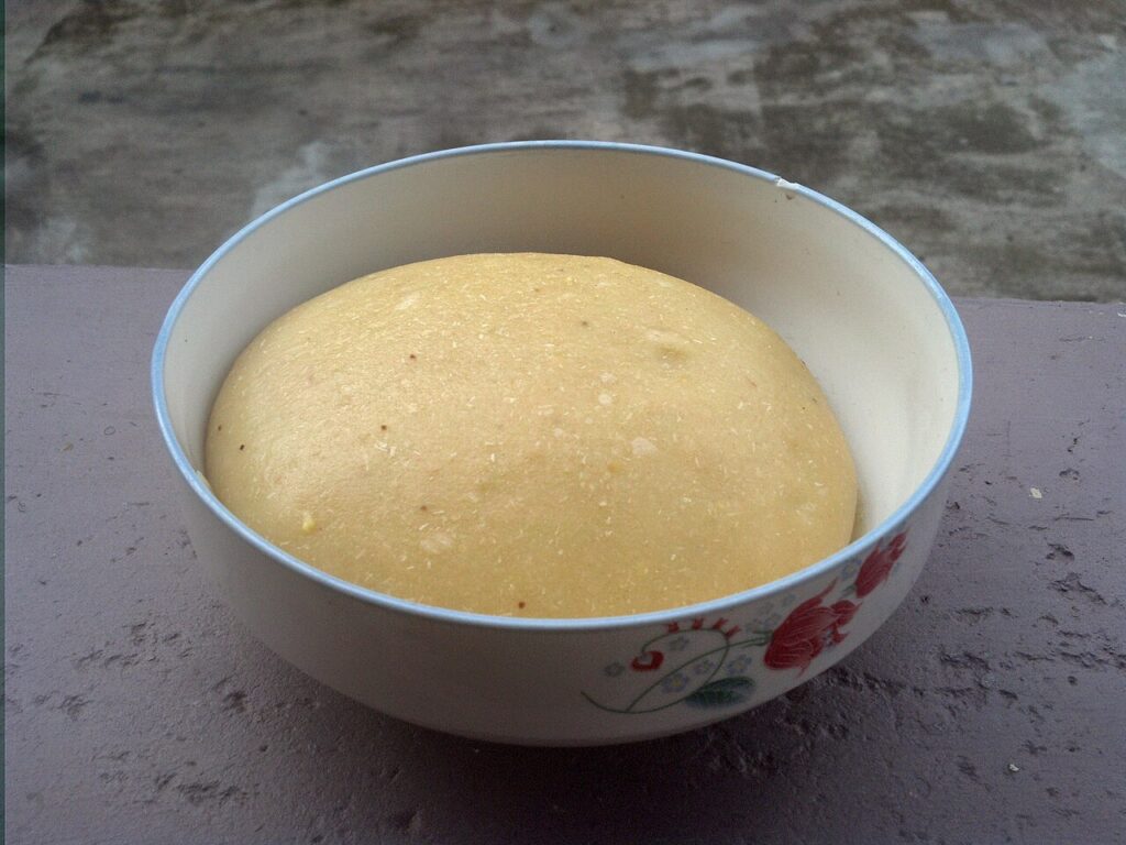 Amala Ọgẹdẹ (Nigerian Plantain Fufu)