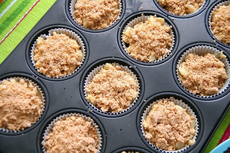 Apple Streusel Muffins
