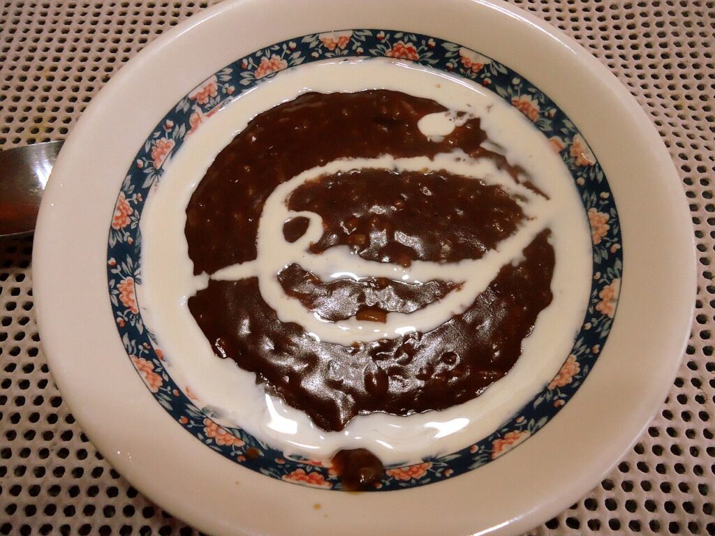 Champorado (Chocolate Rice Porridge)