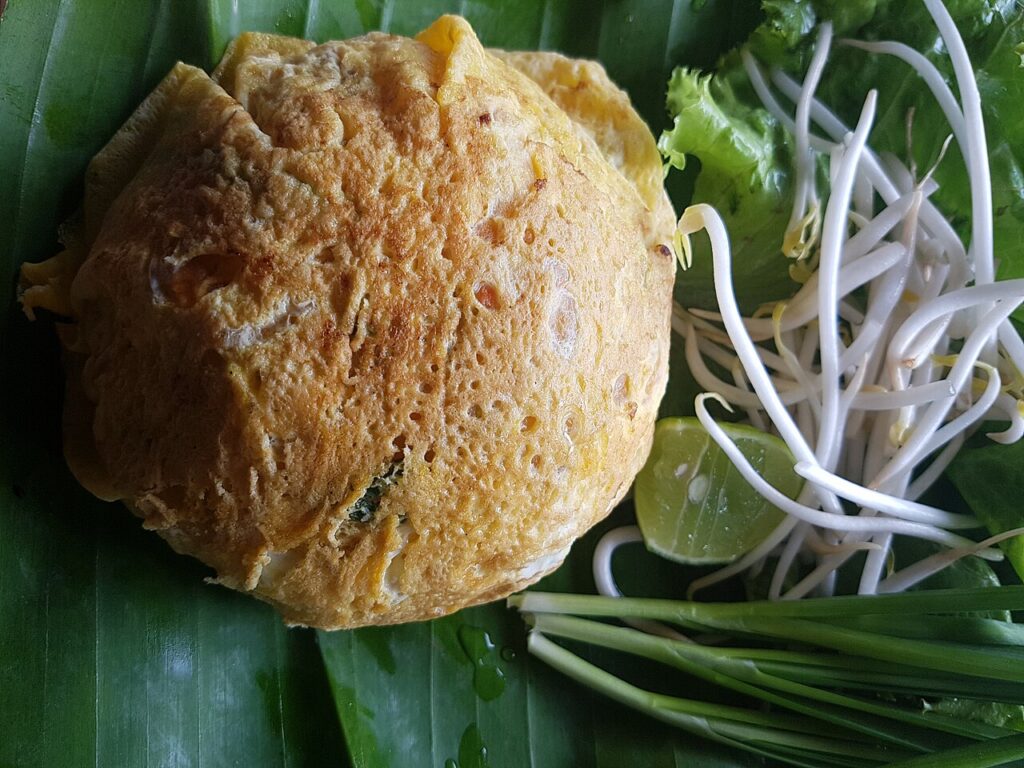 Fuk-Thong Pad Khai (Thai Stir-Fried Pumpkin)