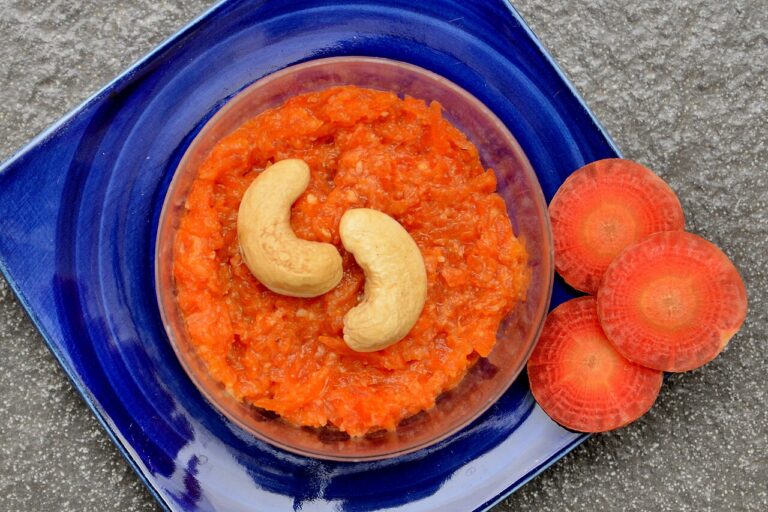 Gajjar Halwa (Carrot Pudding)