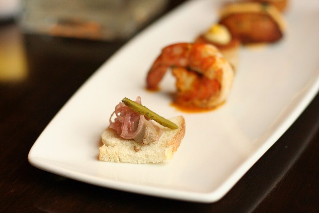 Glazed Onion Canapes