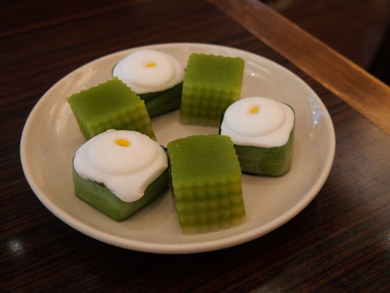 Kanom Piak Poon (Thai Coconut and Pandan Pudding)