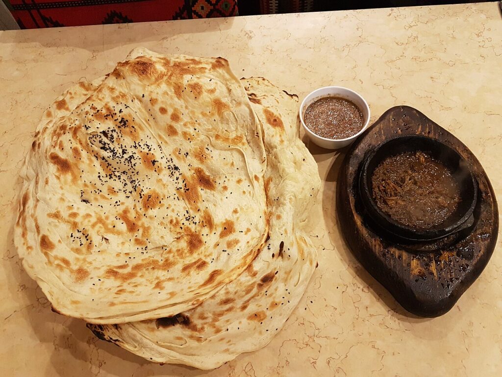 Khubz Muluwah (Yemenite Layered Flatbread)