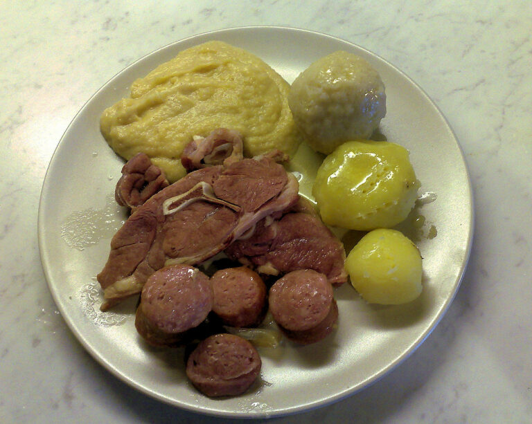 Komle (Norwegian Potato Dumplings)