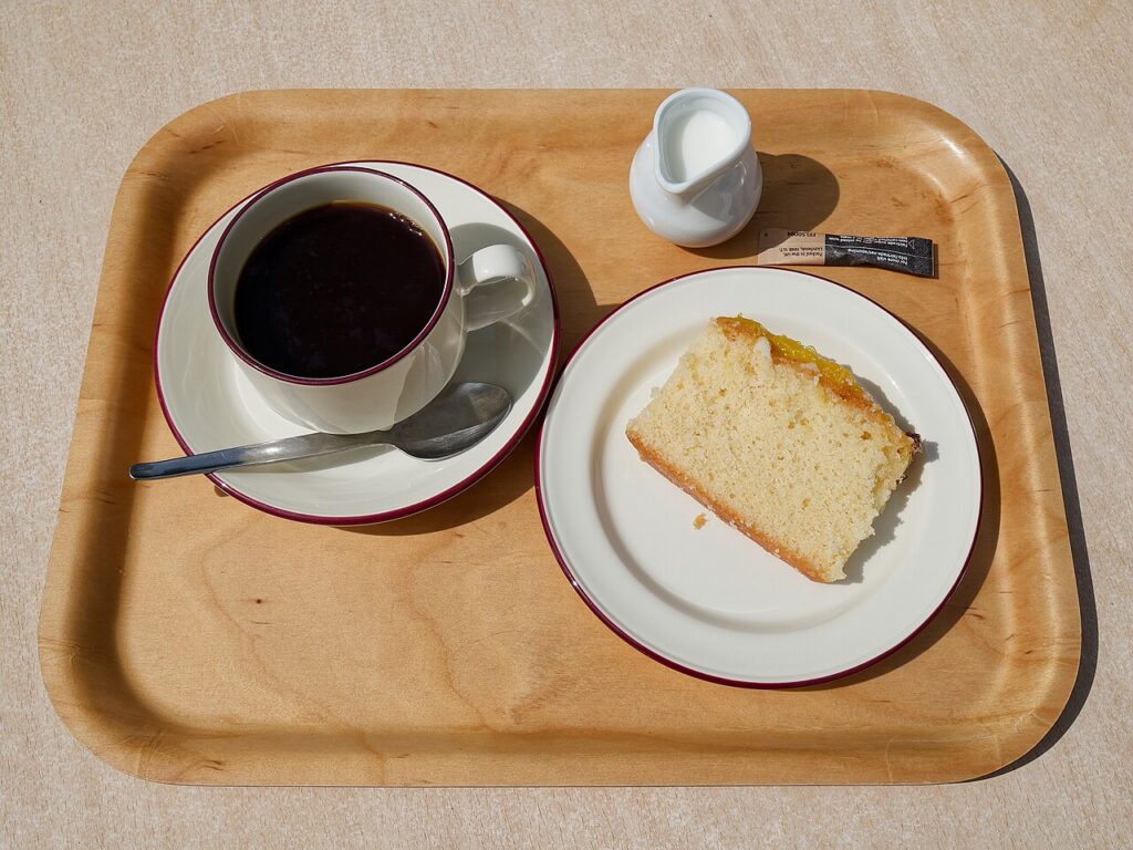 Lemon Drizzle Cake