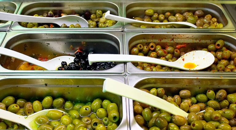 Marinated Green Olives