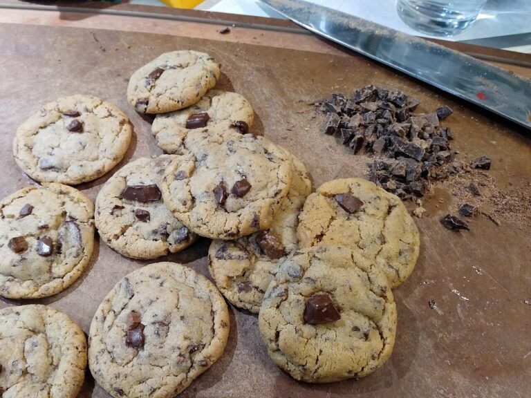 Meringue Cookies with Chocolate Chips