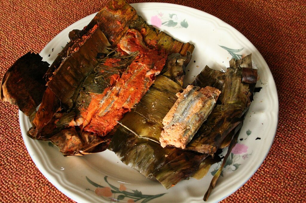 Pepes Ikan (Indonesian Steamed Fish)