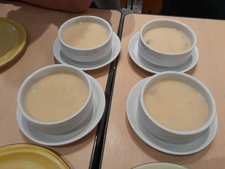 Pizza Soup