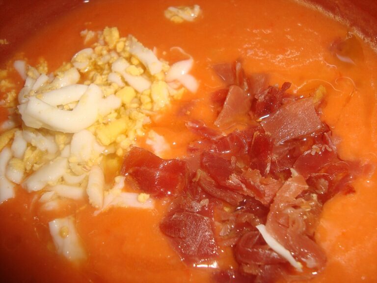 Salmorejo (Spanish Tomato Garlic Purée)