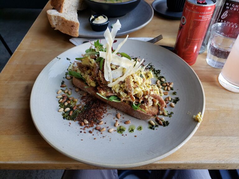 Scrambled Eggs with Herbs
