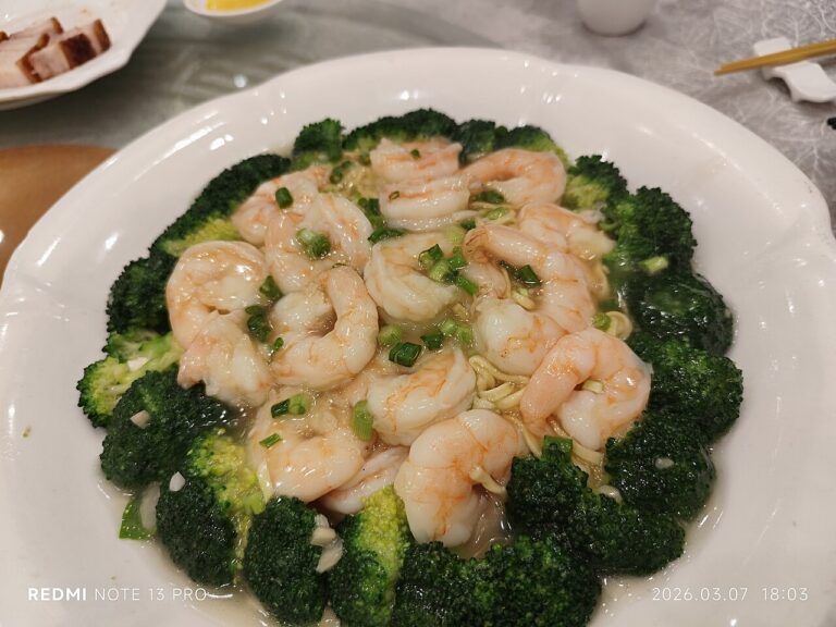 Stir-Fried Shrimp with Broccoli