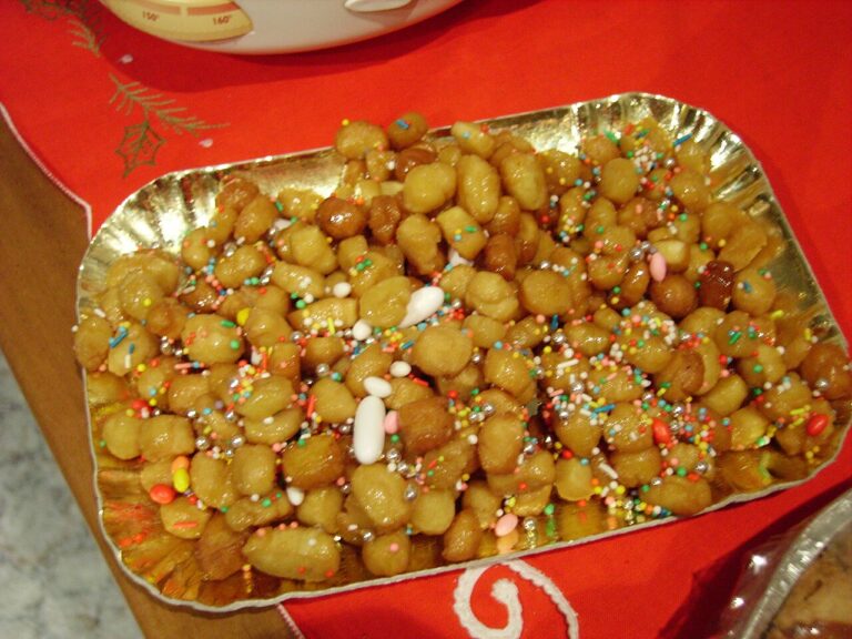 Struffoli (Neapolitan Honey Fried Dough)