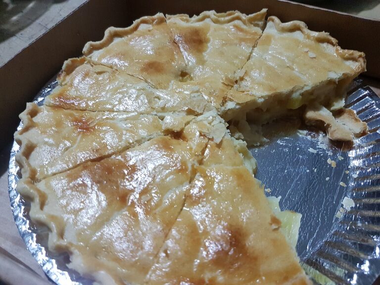 Surinamese Chicken Pot Pie (Pastei)
