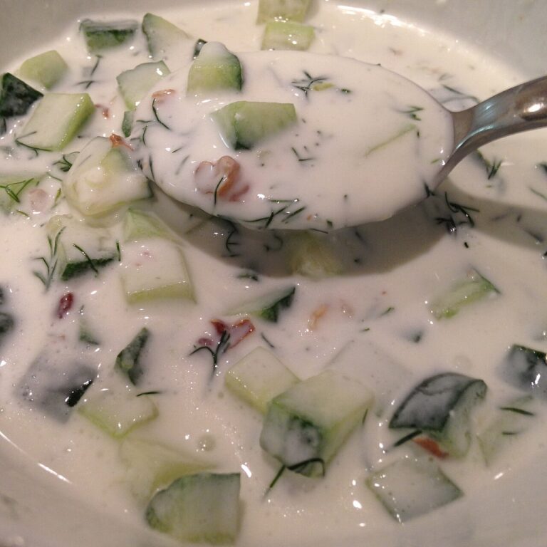 Tarator (Bulgarian Cucumber Soup)