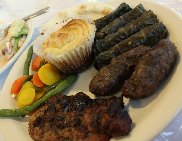 Egyptian Stuffed Grape Leaves (Warak Enab Mahshi)