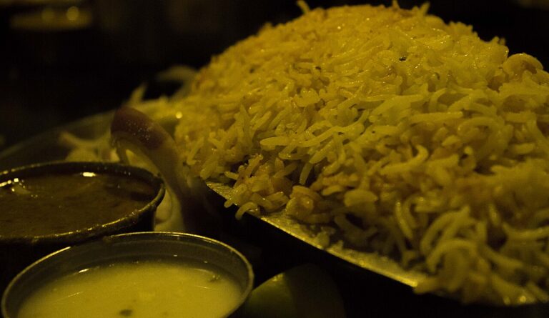 Tamate Ka Kut (Hyderabadi Tomato Curry)