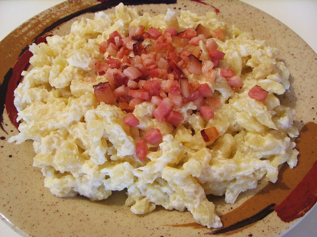 Bryndzové Halušky (Slovak Dumplings with Cheese)