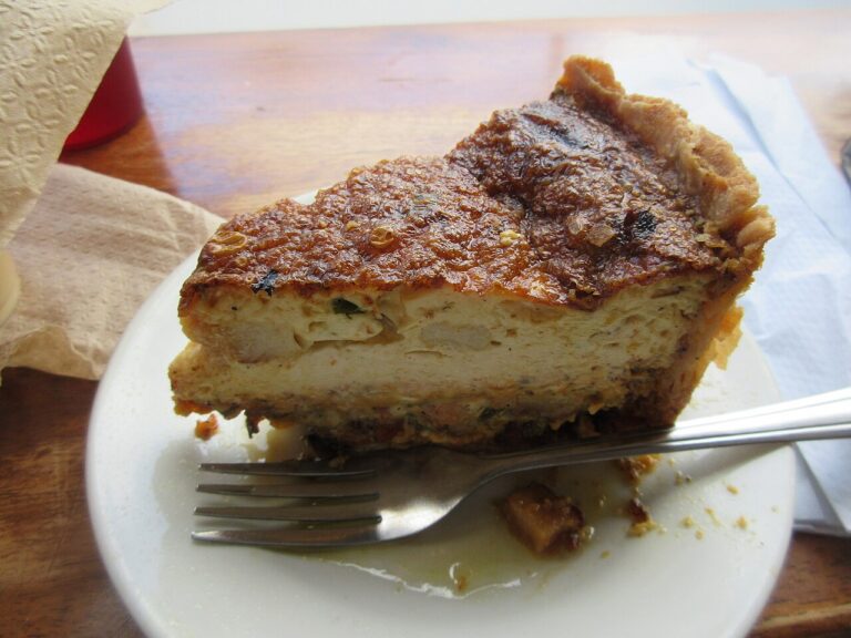 Simple Tarragon Quiche