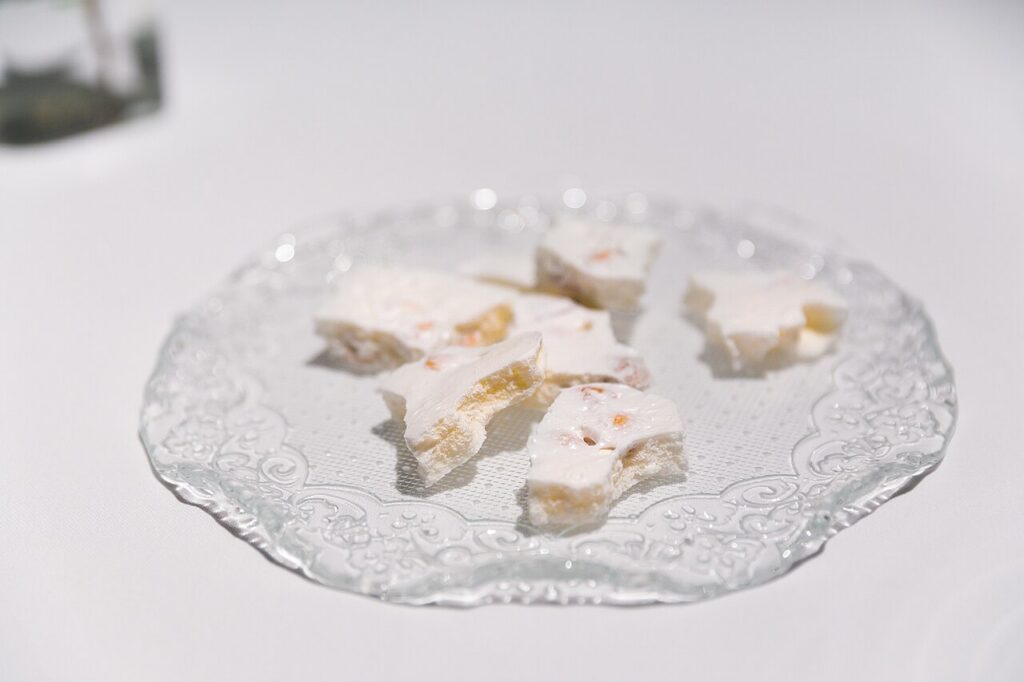 Almond Meringue