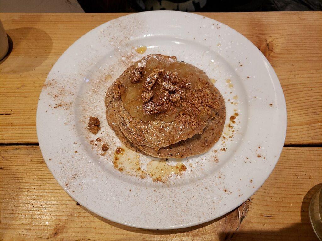 Banana Nutmeg Pancakes