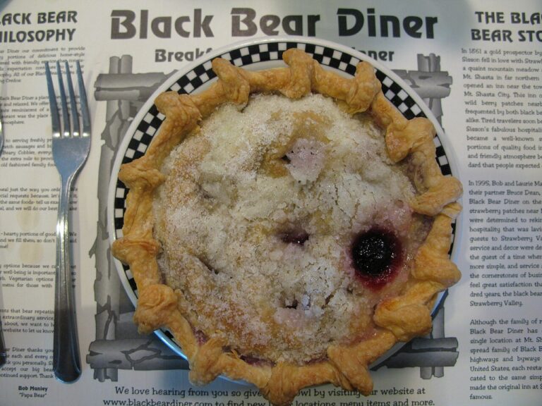 Cherry-Berry Jumble Fruit Pie