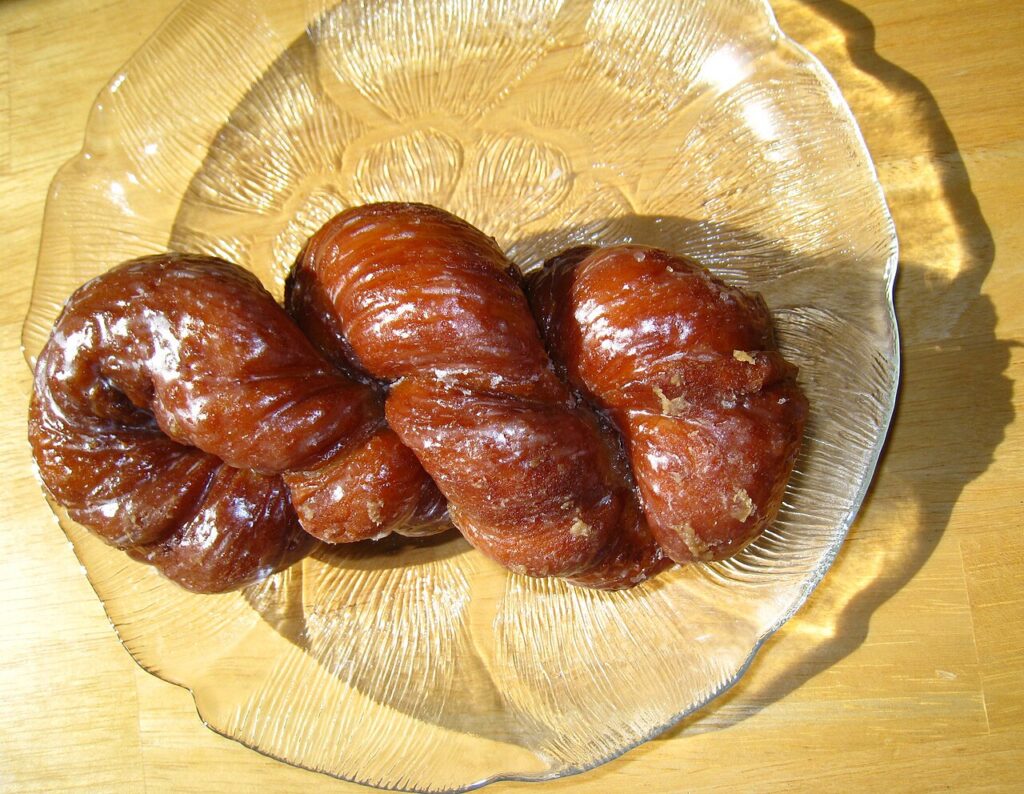 Crullers (Twisted)