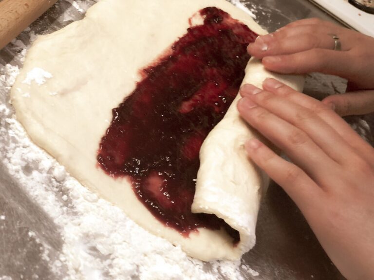 Jam Roly-Poly (Steamed)