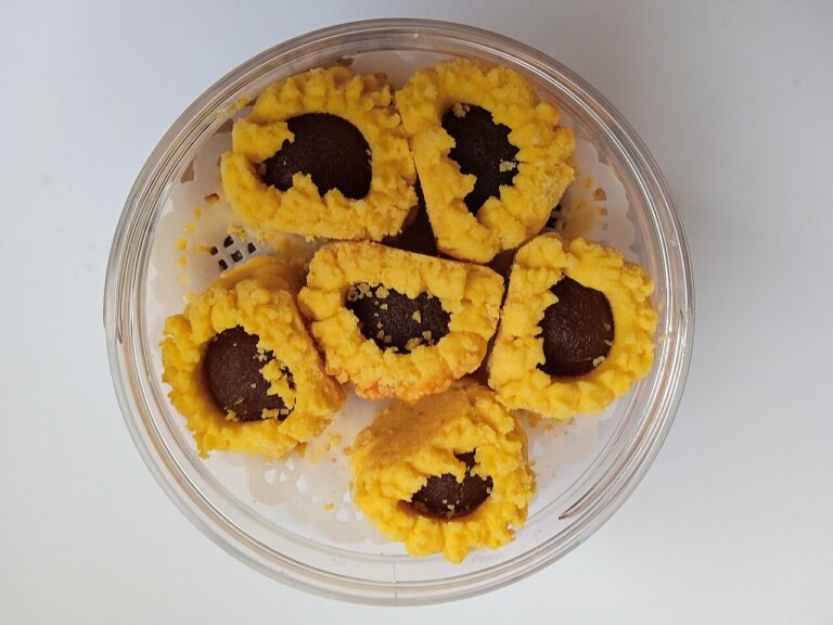 Pineapple Tarts