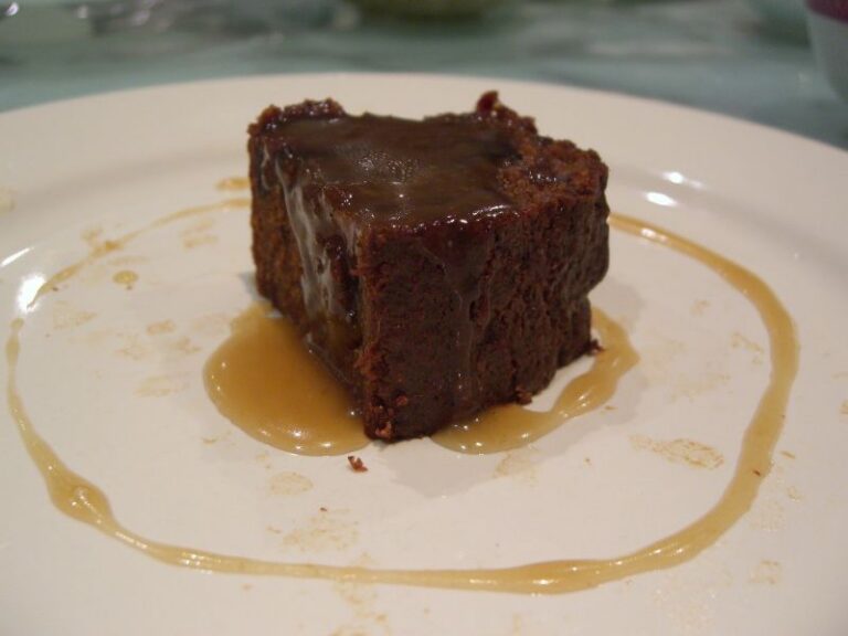 Sticky Date Pudding
