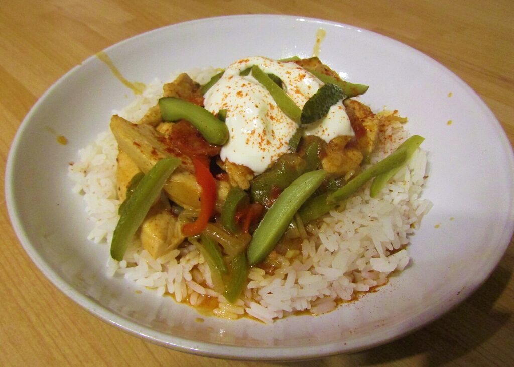 Chicken with Paprika and Cream