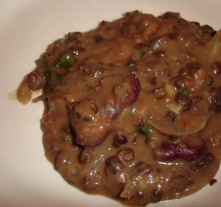 Dal Makhani (Black Gram with Cream)