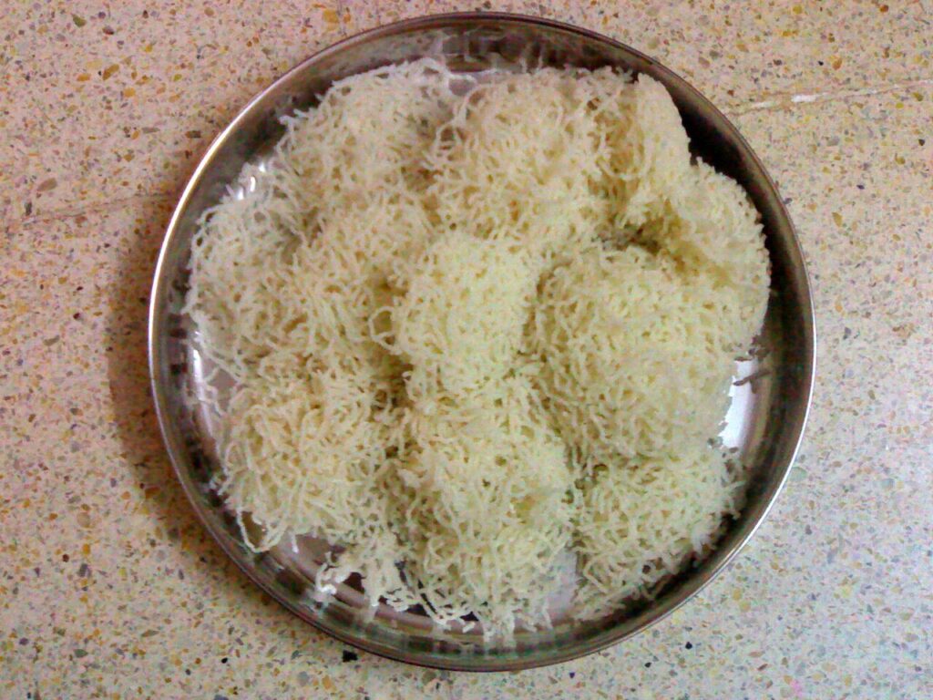 Idiyappam (South Indian Rice Noodles)