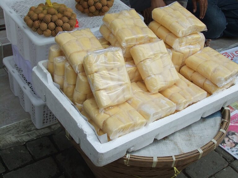 Tapai Ketan (Indonesian Fermented Sticky Rice)