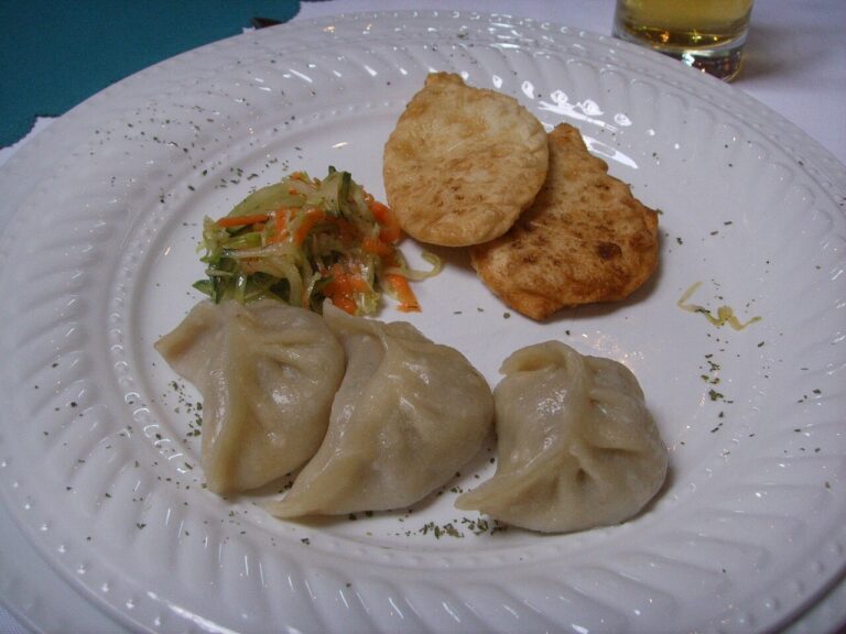 Buuz (Mongolian Meat Dumplings)