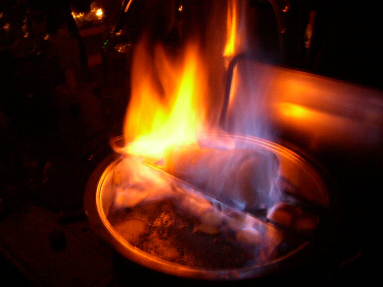 Feuerzangenbowle (German Wine Punch)