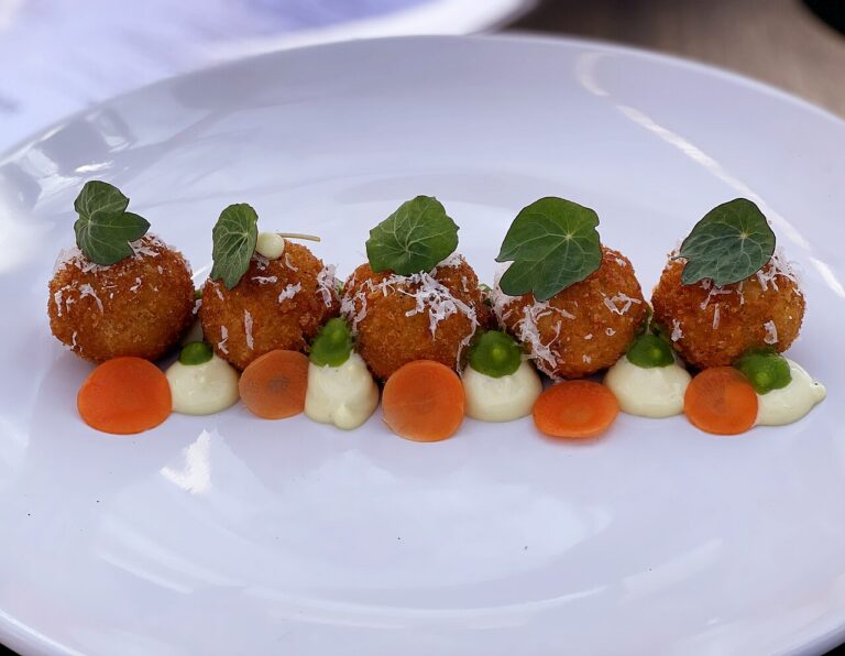 Spicy Carrot Aioli