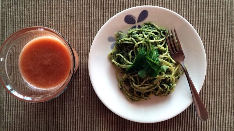 Spinach Mushroom Pesto Spaghetti