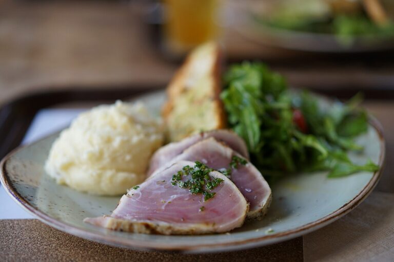 Tuna and Herb Salad