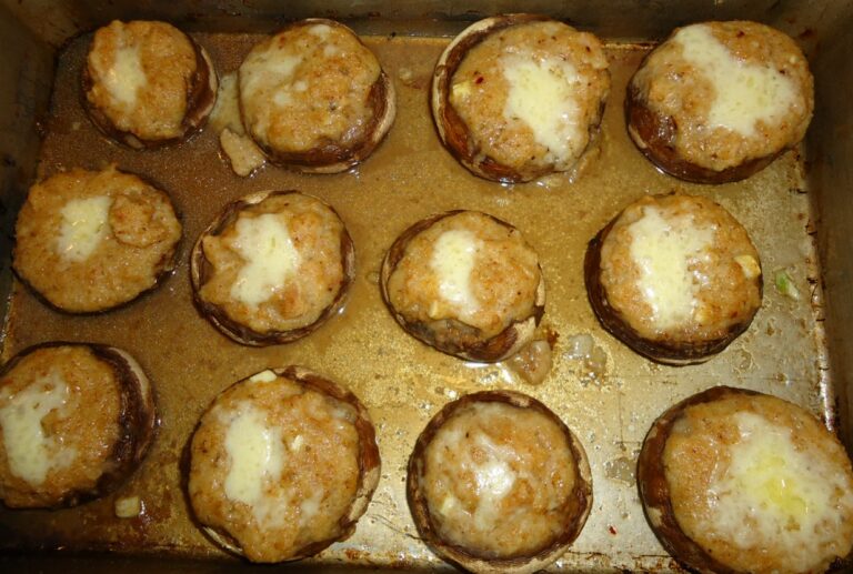 Vegetable Stuffed Mushrooms
