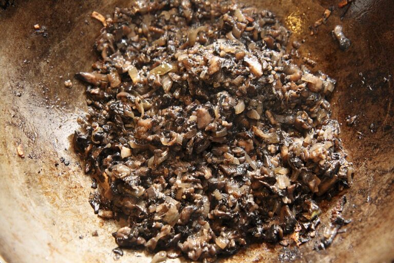 Duxelles (Minced Mushrooms with Herbs)