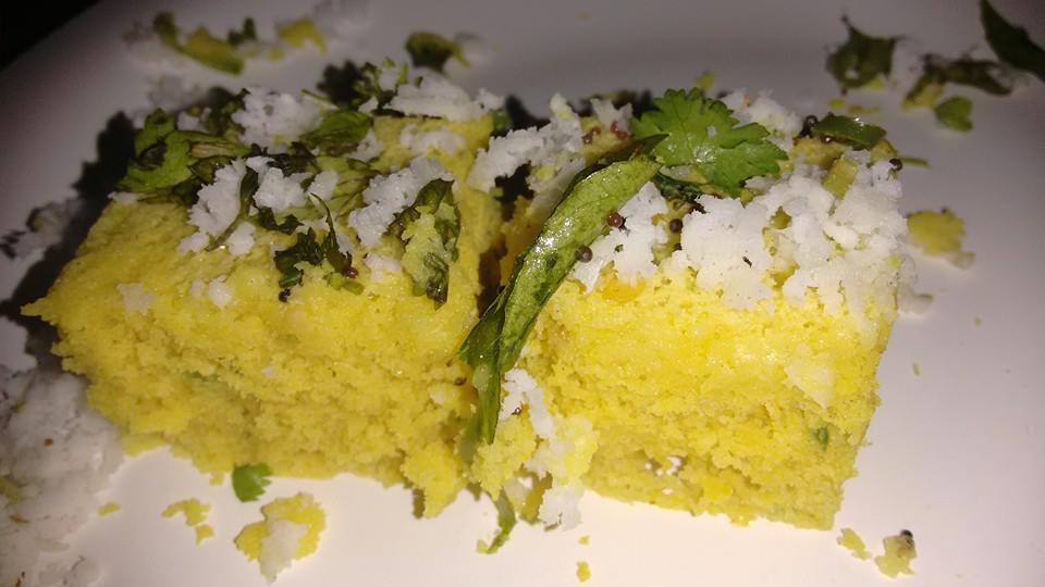 Khaman Dhokla (Steamed Gram Bread)