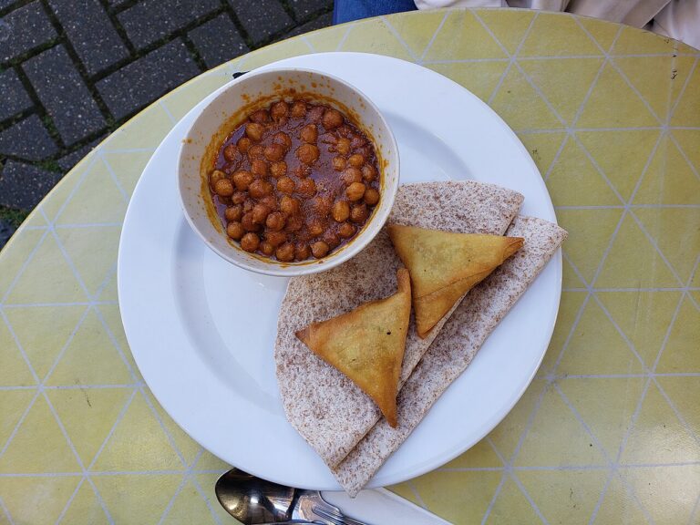 Cholley (Chickpea Curry)