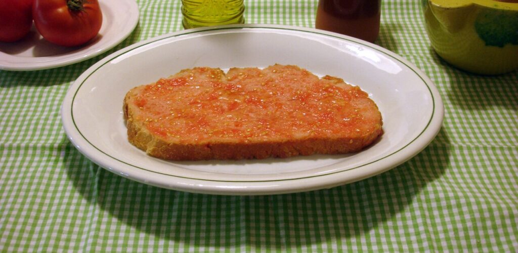 Tomato Paste and Ham Sandwiches (Pan Tomaca)