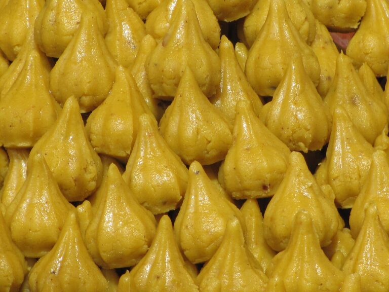 Wheat Modak (Coconut Pastries)