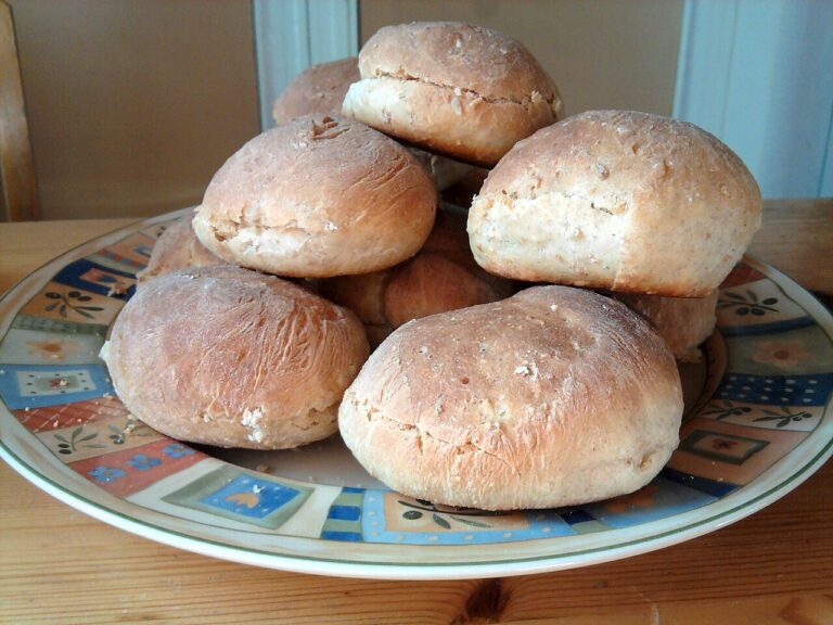 Yeasted Rolls I