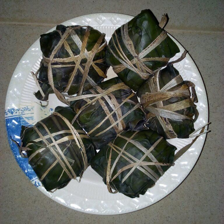 Aadun (Nigerian Corn Flour with Palm Oil)