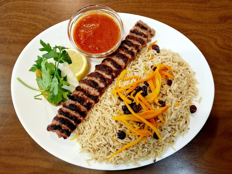 Kabab Kobide (Persian Minced Meat Kebab)