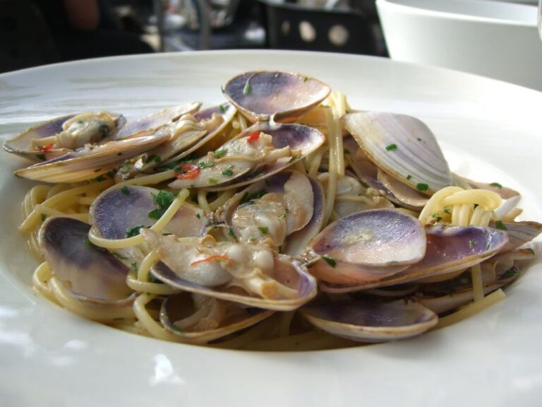 Spaghetti with Clams